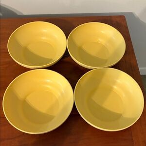 Vintage Tupperware Yellow Bowls Set of 4 Nesting